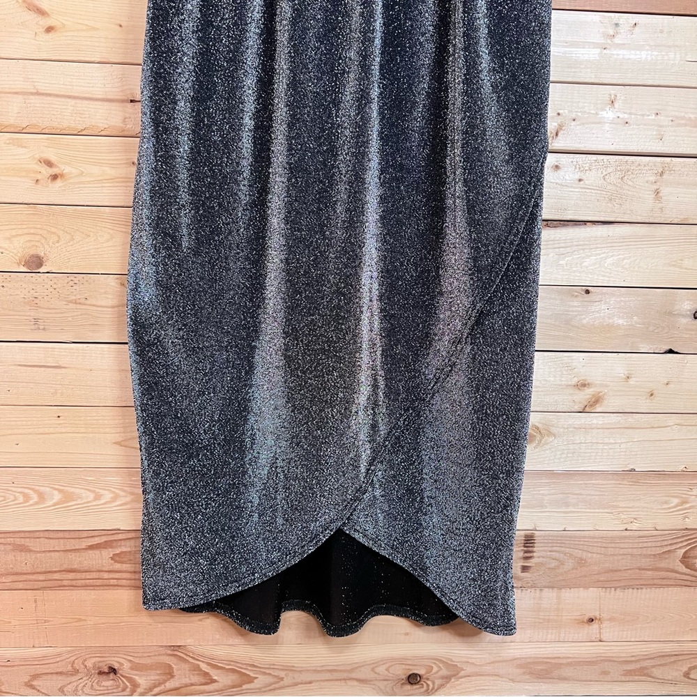 EVERLY Metallic Black CrewNeck Sleeveless Maxi Dress NWOT size M - Picture 3 of 11